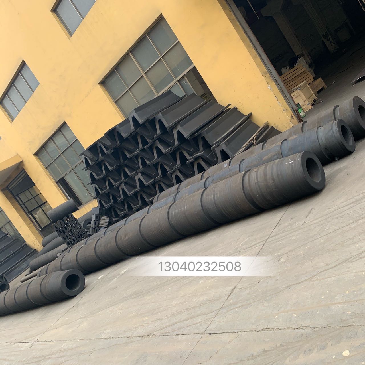 拖轮型橡胶护舷